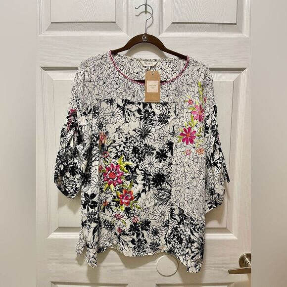 Tru Luxe Womens Embroidered Blouse Top Size M Floral Tie Sleeve Boxy White NWT - Picture 4 of 16